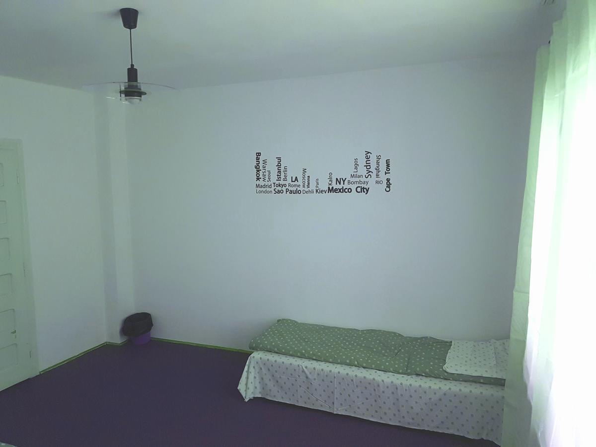 Enjoy Hostel Cluj-Napoca Eksteriør bilde
