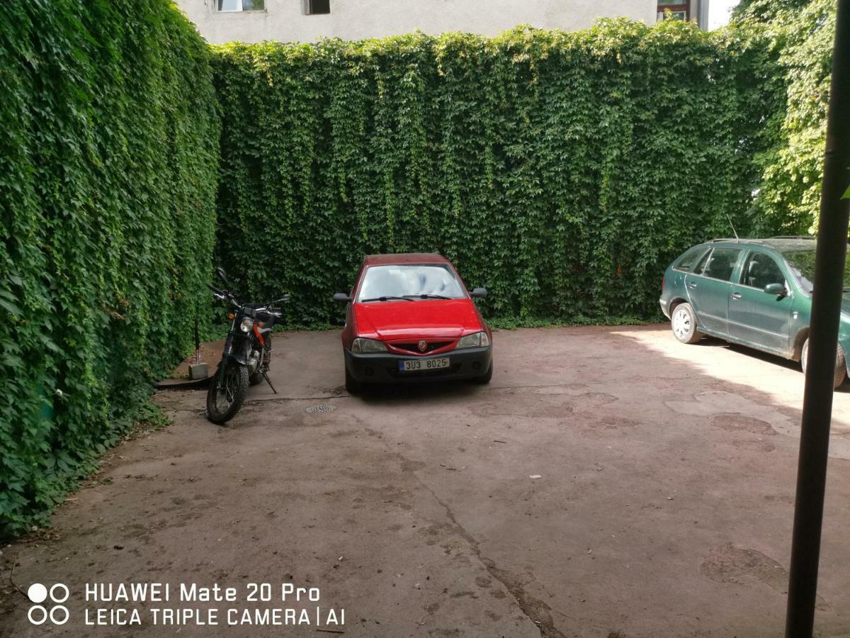 Enjoy Hostel Cluj-Napoca Eksteriør bilde